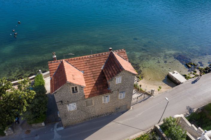 Image No.2-Maison de 2 chambres à vendre à Prcanj