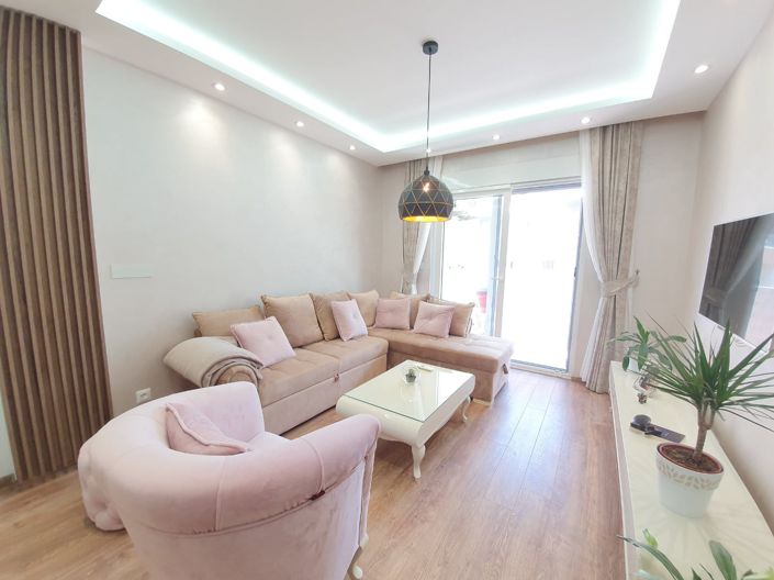 Image No.8-2 Bed Apartment for sale