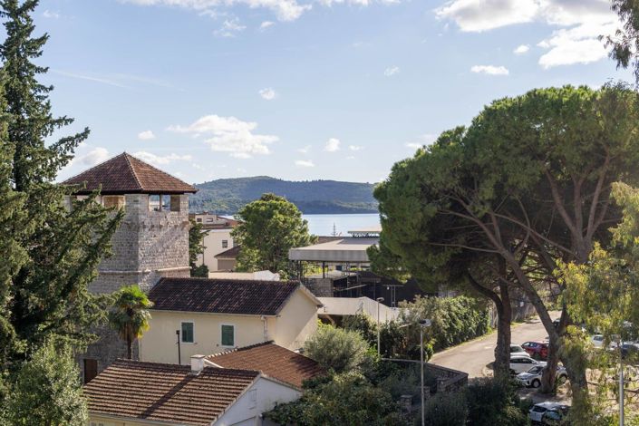 Image No.1-Appartement de 2 chambres à vendre à Tivat
