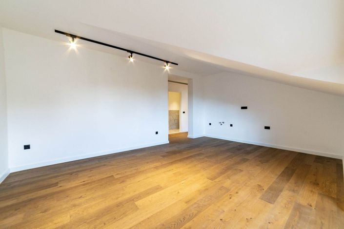 Image No.5-Appartement de 2 chambres à vendre à Tivat