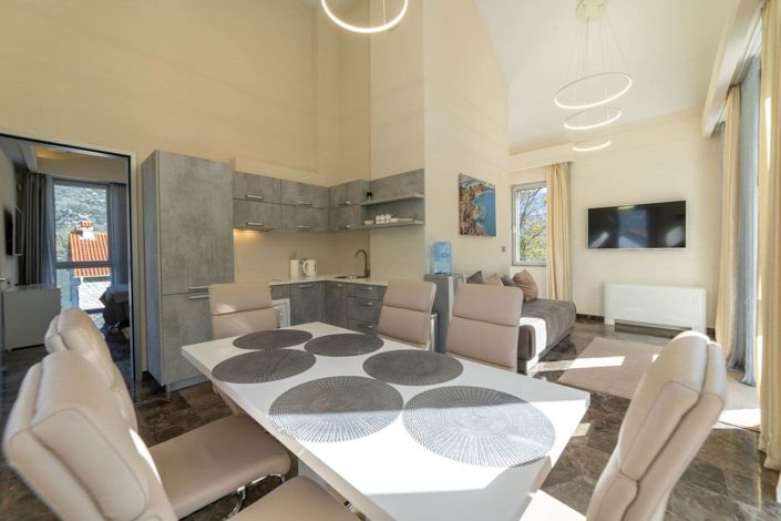 Image No.9-Un hôtel de 9 chambres à vendre à Kotor