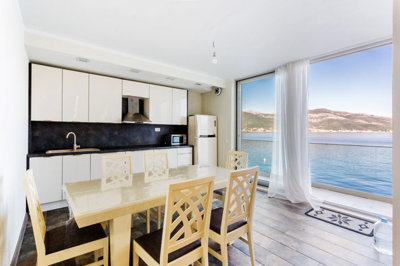 7-waterside-villa-krasici