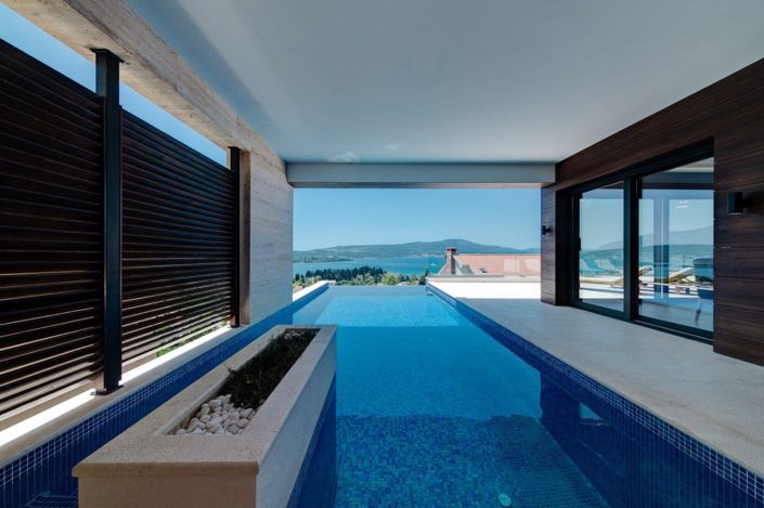 Image No.1-4 Bed Villa for sale