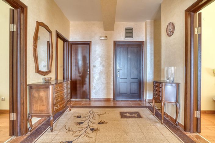 Image No.13-3 Bed Apartment for sale