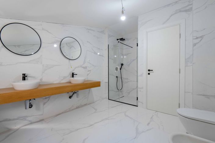 Image No.20-3 Bed Apartment for sale