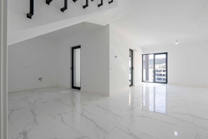 Image No.7-3 Bed Apartment for sale