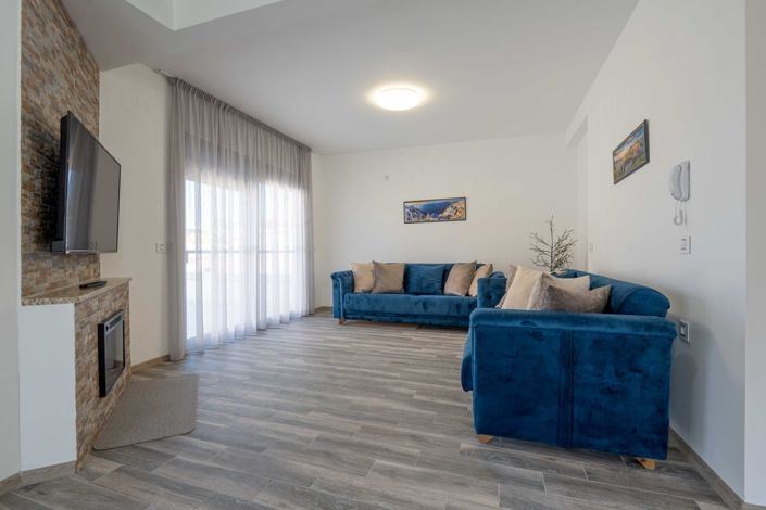 Image No.12-3 Bed Villa for sale