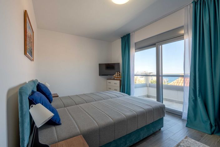 Image No.18-3 Bed Villa for sale