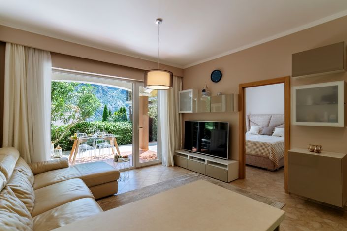 Image No.3-Appartement de 2 chambres à vendre à Kotor