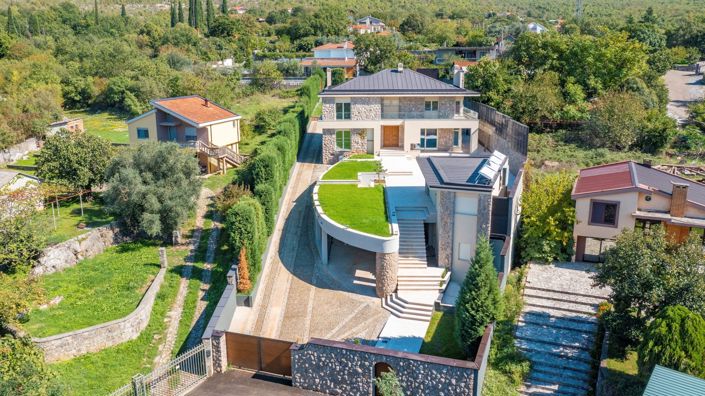 Image No.1-Villa for sale