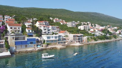 662559d00b9b87d27e0d2999420-20krasici20waterf