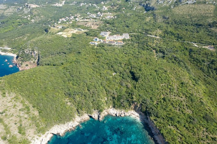 Image No.17-4 Bed House for sale