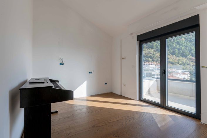 Image No.6-3 Bed Apartment for sale