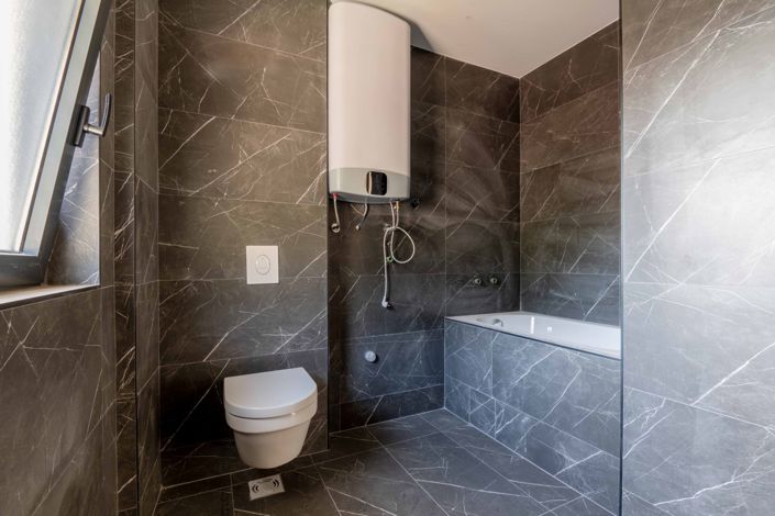 Image No.8-3 Bed Apartment for sale