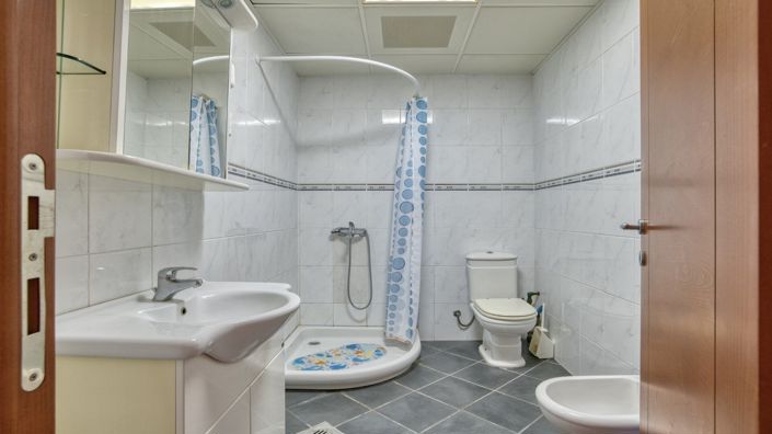 Image No.11-1 Bed Apartment for sale