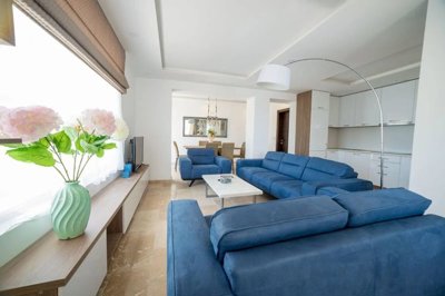 3-3bdr-villa-with-pool-in-becici