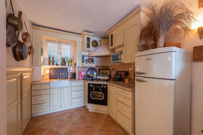 Image No.25-3 Bed House for sale