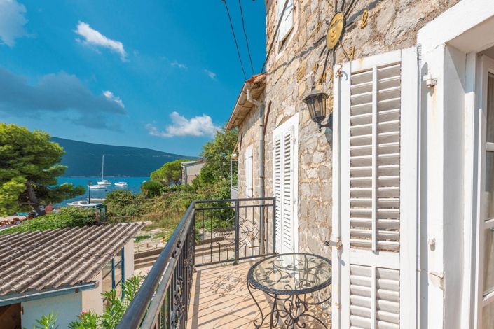 Image No.9-3 Bed House for sale