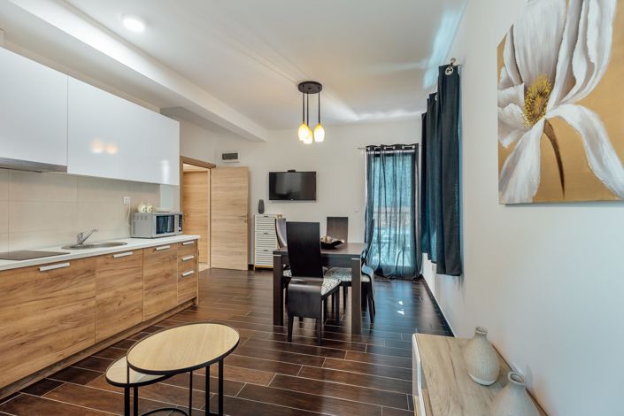 Image No.26-9 Bed Apartment for sale