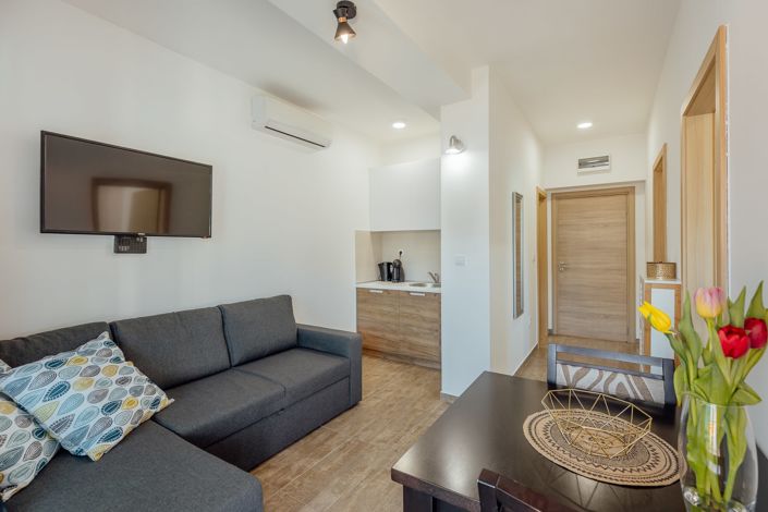 Image No.30-9 Bed Apartment for sale