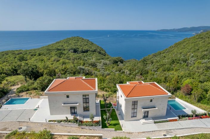Image No.1-5 Bed Villa for sale