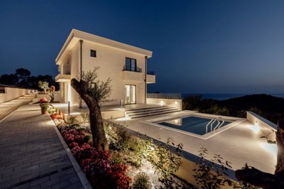 1-two-new-villas-with-sea-view-and-pools