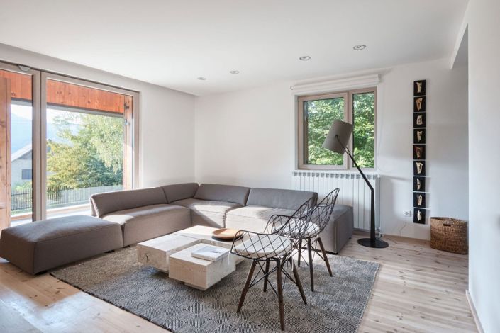 Image No.9-3 Bed House for sale