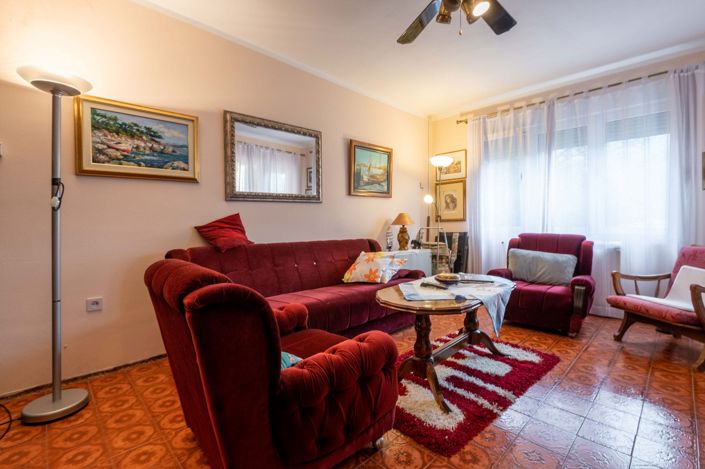 Image No.4-Maison de 3 chambres à vendre à Dobrota