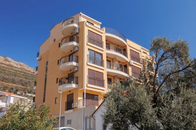 15-luxury-3bdr-apartment-petrovac-1