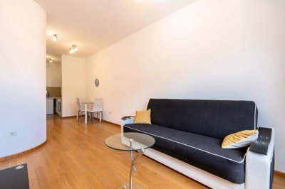 663f788f93acae097141c26b4-one-bedroom-apartme