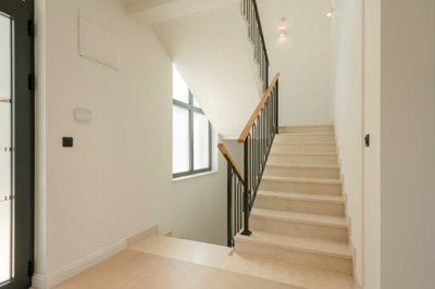 8-new-villa-with-a-pool-and-sea-view-rezevici