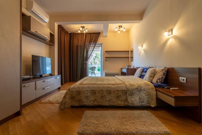 Image No.3-Villa de 4 chambres à vendre à Tivat