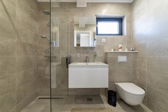 Image No.15-Appartement de 2 chambres à vendre à Tivat