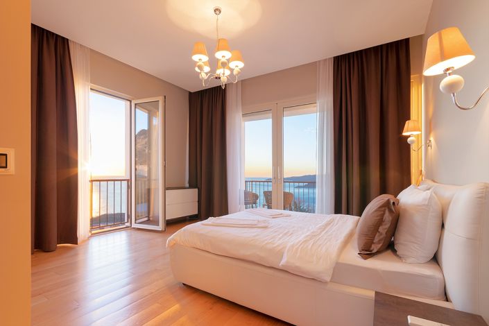 Image No.18-4 Bed Villa for sale