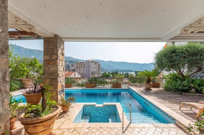 66336382093cad11e5527182120-20budva2c20gospos