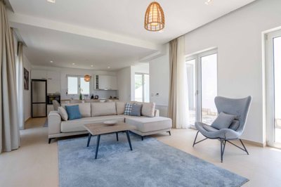 5-villas-in-a-luxury-residential-complex
