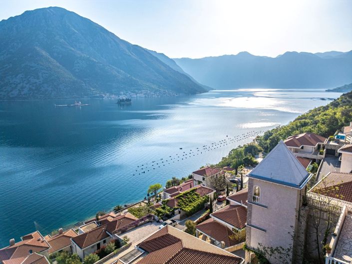 Image No.1-Appartement de 3 chambres à vendre à Kotor