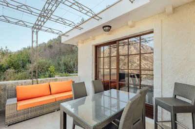 3-three-bedroom-luxury-apartment-in-a-waterfr