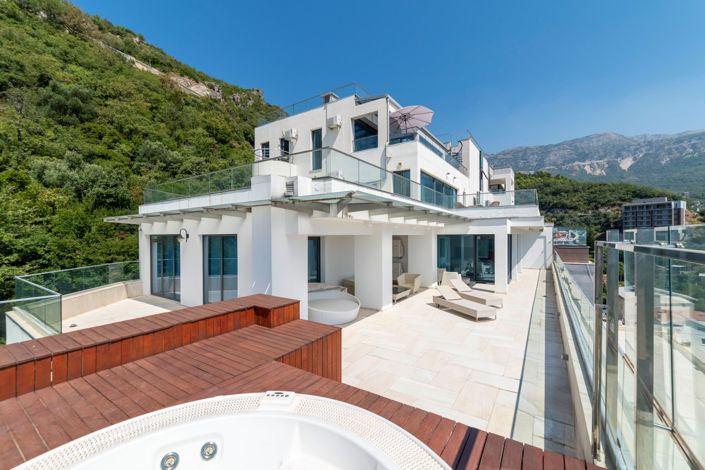 Image No.4-Appartement de 4 chambres à vendre à Becici