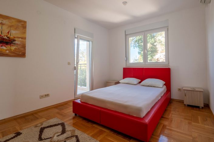 Image No.12-4 Bed Villa for sale