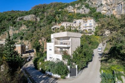 662564dcae3dc23f536535a7420-20budva2c20perazi