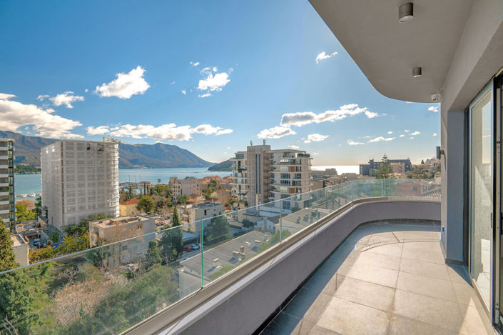 Image No.1-Appartement de 3 chambres à vendre à Budva