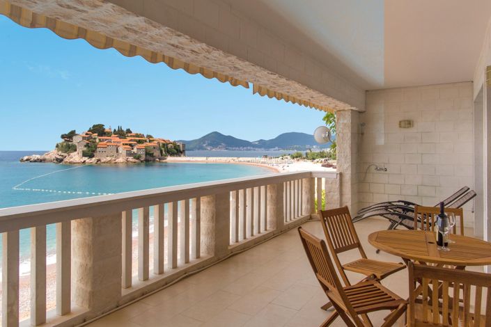 Image No.1-Appartement de 2 chambres à vendre à Sveti Stefan