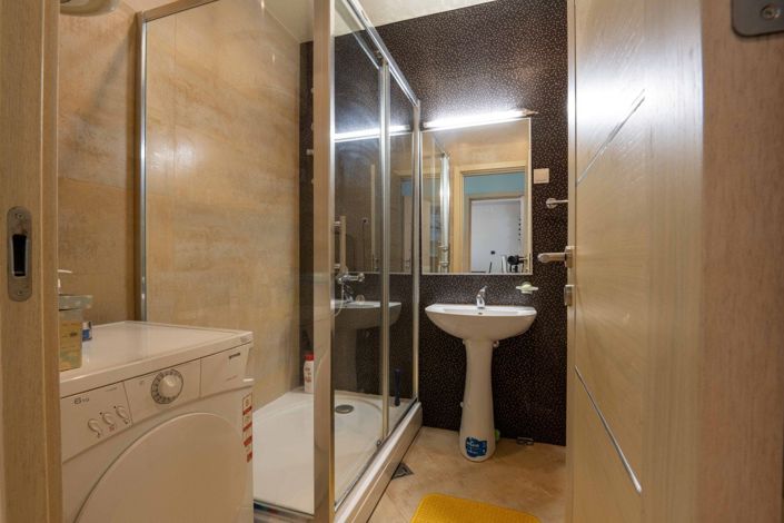 Image No.15-3 Bed Apartment for sale