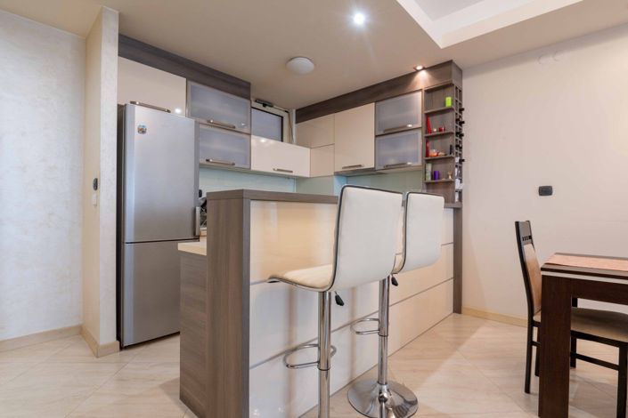 Image No.8-3 Bed Apartment for sale