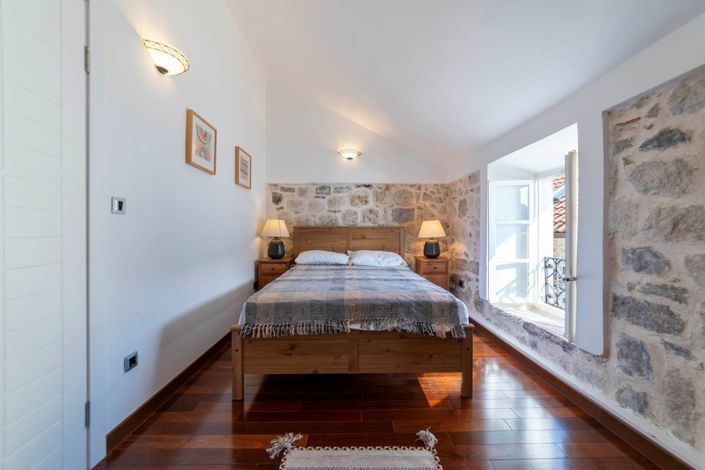 Image No.16-Maison de 4 chambres à vendre à Perast