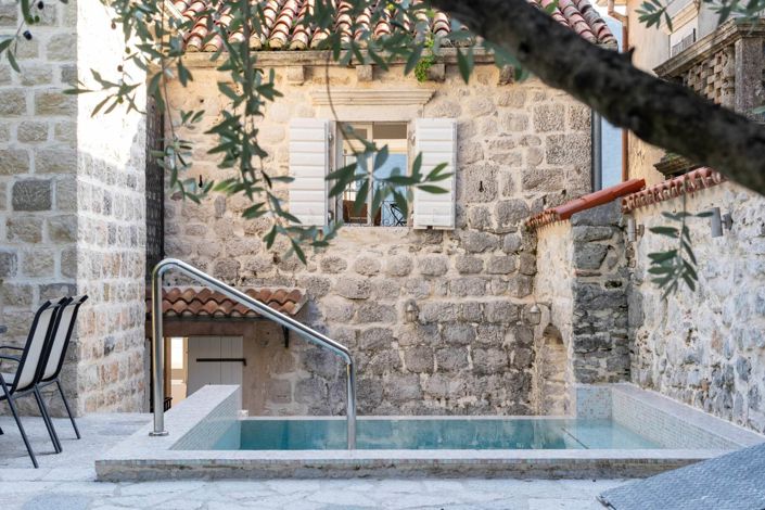 Image No.19-Maison de 4 chambres à vendre à Perast