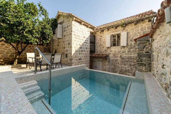 Image No.22-Maison de 4 chambres à vendre à Perast