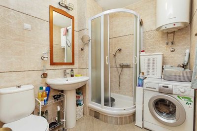 10-furnished-1bdr-apartment-babin-do