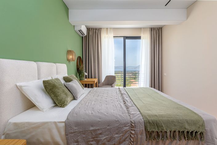 Image No.17-2 Bed House for sale